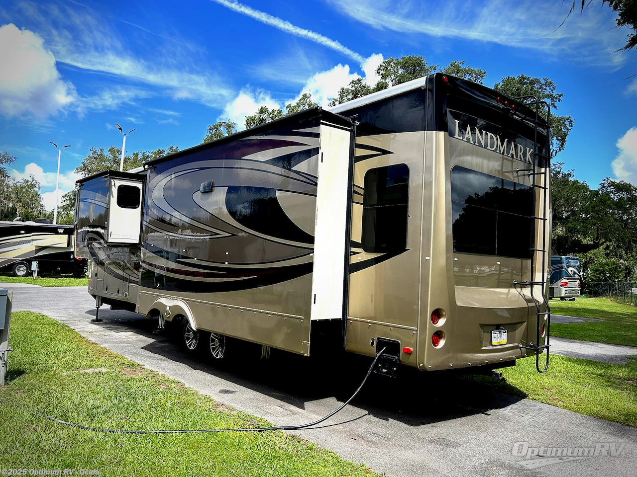 Contact us now about this 2019 Heartland Landmark 365 Newport! 2019 Landmark 365 Newport by Heartland from Optimum RV - Ocala in Ocala, Florida
