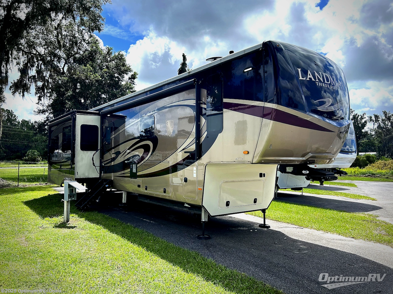 Email now about this 2019 Heartland Landmark 365 Newport! Used 2019 Heartland Landmark 365 Newport available in Ocala, Florida
