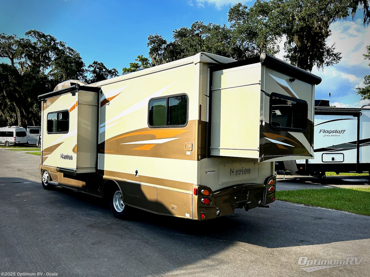 Contact us now about this 2017 Itasca Navion 24G! 2017 Navion 24G by Itasca from Optimum RV - Ocala in Ocala, Florida