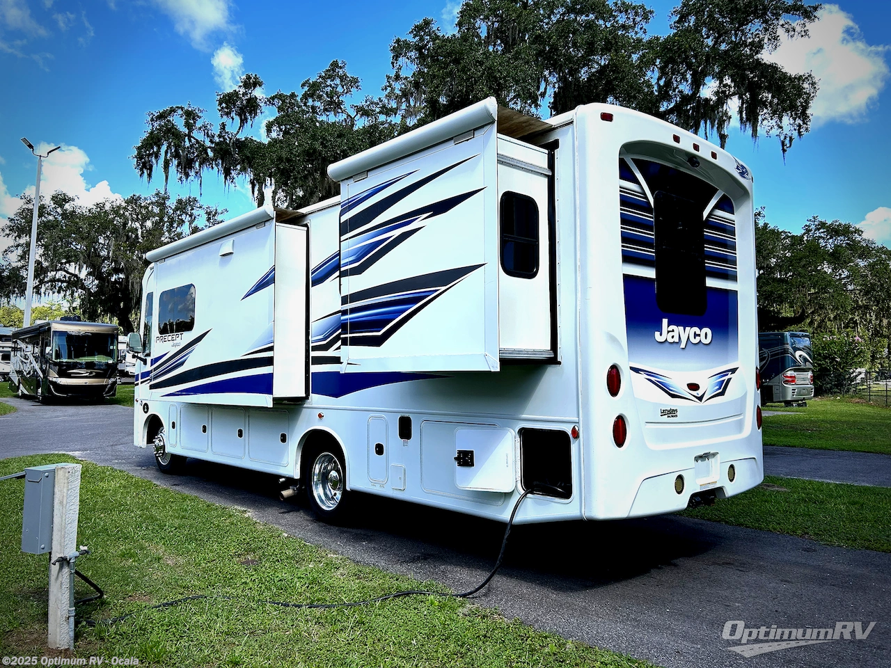 Contact us now about this 2017 Jayco Precept 31UL! 2017 Precept 31UL by Jayco from Optimum RV - Ocala in Ocala, Florida