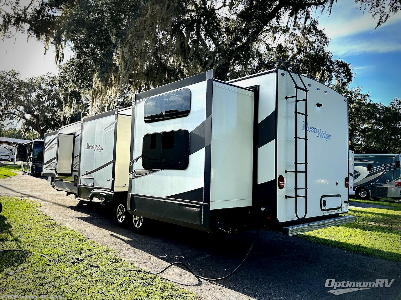 Contact us now about this 2020 Highland Ridge Mesa Ridge MR328BHS! 2020 Mesa Ridge MR328BHS by Highland Ridge from Optimum RV - Ocala in Ocala, Florida