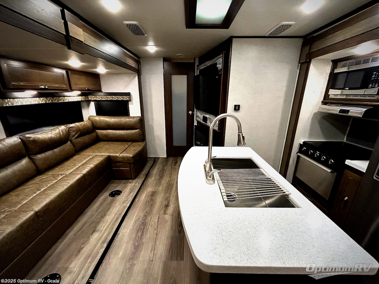 Used 2020 Highland Ridge Mesa Ridge MR328BHS available in Ocala, Florida