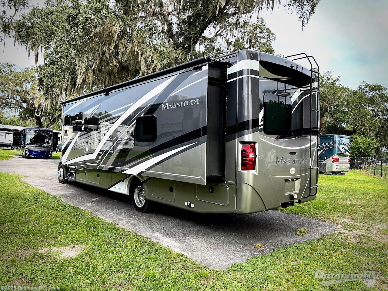 Contact us now about this 2022 Thor Magnitude SV34! 2022 Magnitude SV34 by Thor from Optimum RV - Ocala in Ocala, Florida