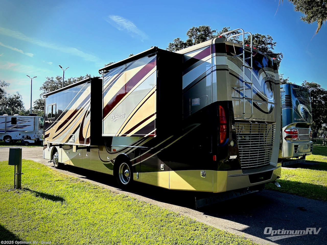 Contact us now about this 2013 Fleetwood Discovery 36J! 2013 Discovery 36J by Fleetwood from Optimum RV - Ocala in Ocala, Florida