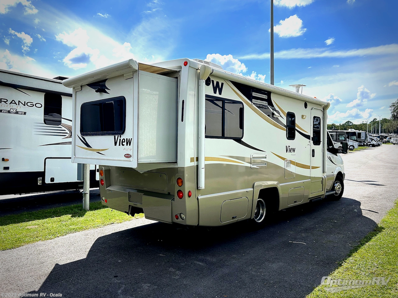 Call now about this 2012 Winnebago View Profile 24G! 2012 Winnebago View Profile 24G - Used Class C For Sale by Optimum RV - Ocala in Ocala, Florida features Slideout
