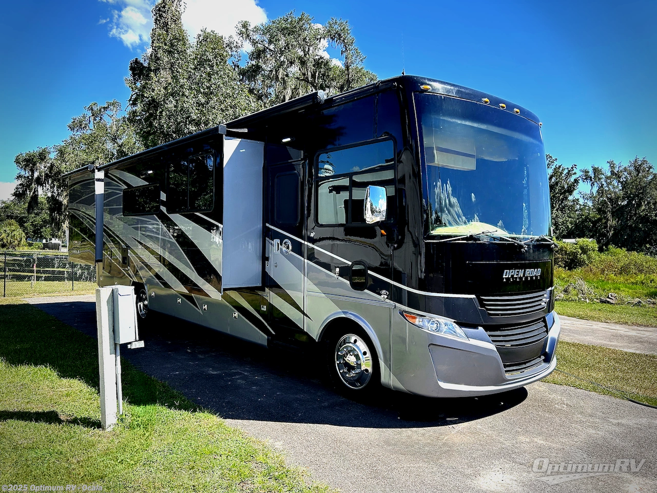 Email now about this 2022 Tiffin Open Road Allegro 34 PA! Used 2022 Tiffin Open Road Allegro 34 PA available in Ocala, Florida