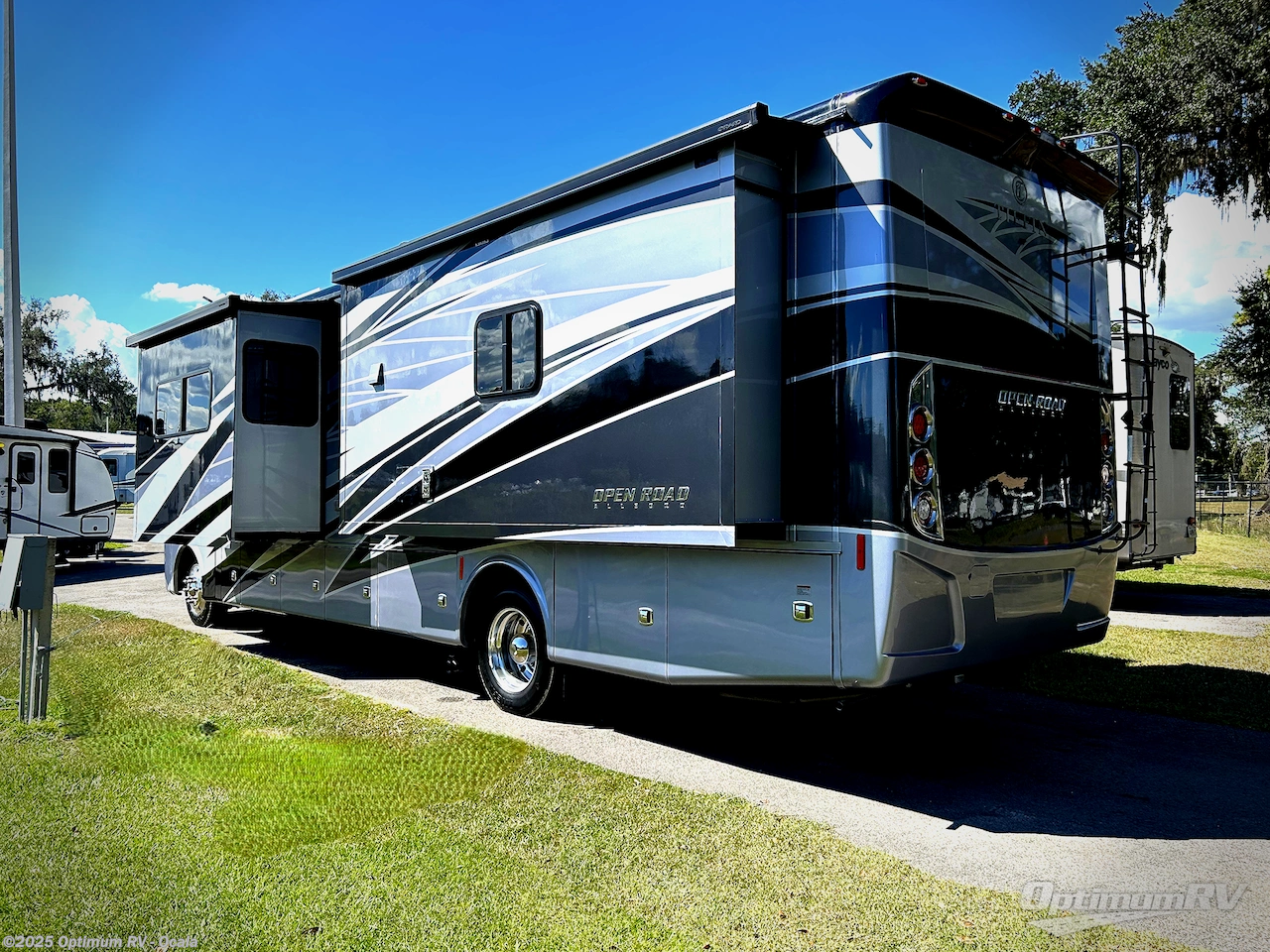 Contact us now about this 2022 Tiffin Open Road Allegro 34 PA! 2022 Open Road Allegro 34 PA by Tiffin from Optimum RV - Ocala in Ocala, Florida