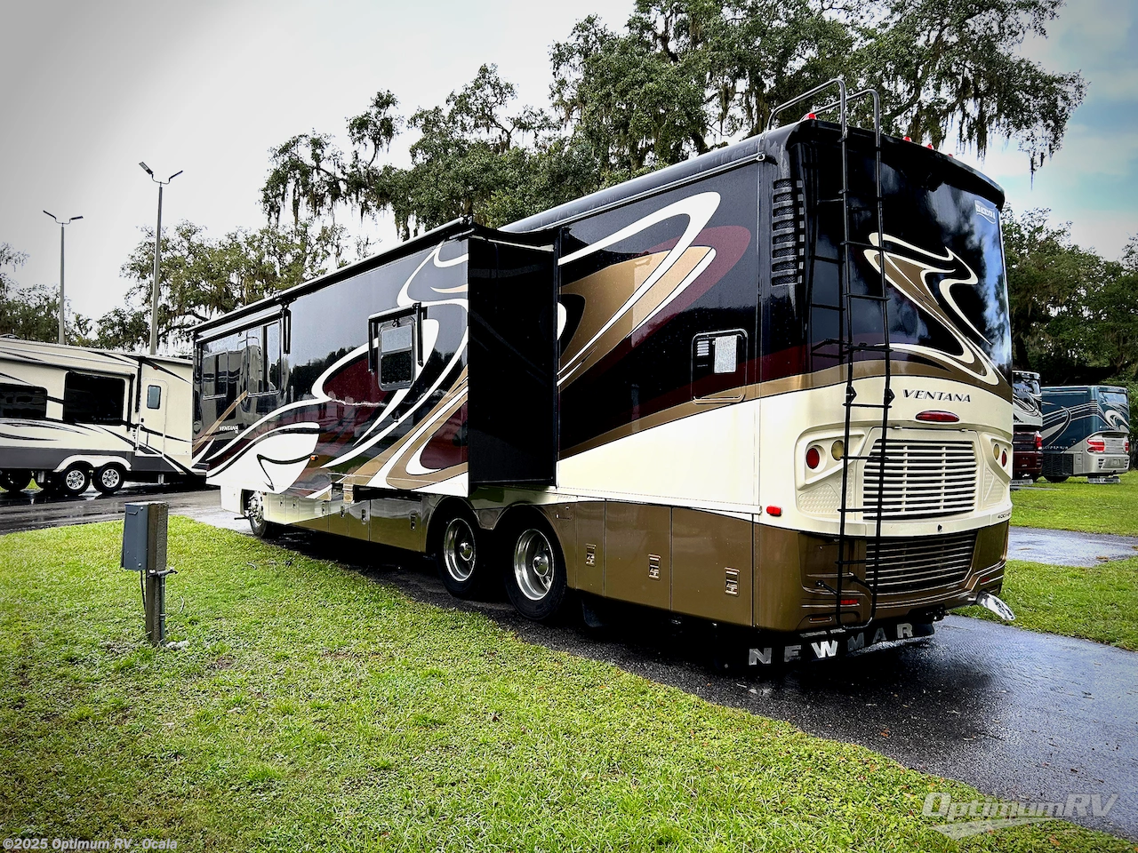 Contact us now about this 2014 Newmar Ventana 4037! 2014 Ventana 4037 by Newmar from Optimum RV - Ocala in Ocala, Florida