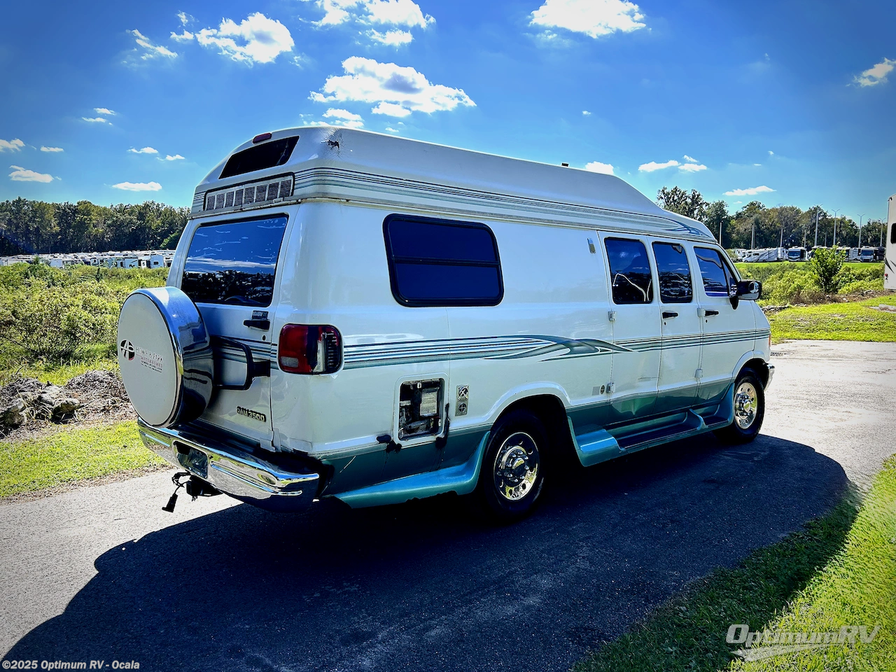 Call now about this 1998 Roadtrek Roadtrek 190! 1998 Roadtrek Roadtrek 190 - Used Class B For Sale by Optimum RV - Ocala in Ocala, Florida