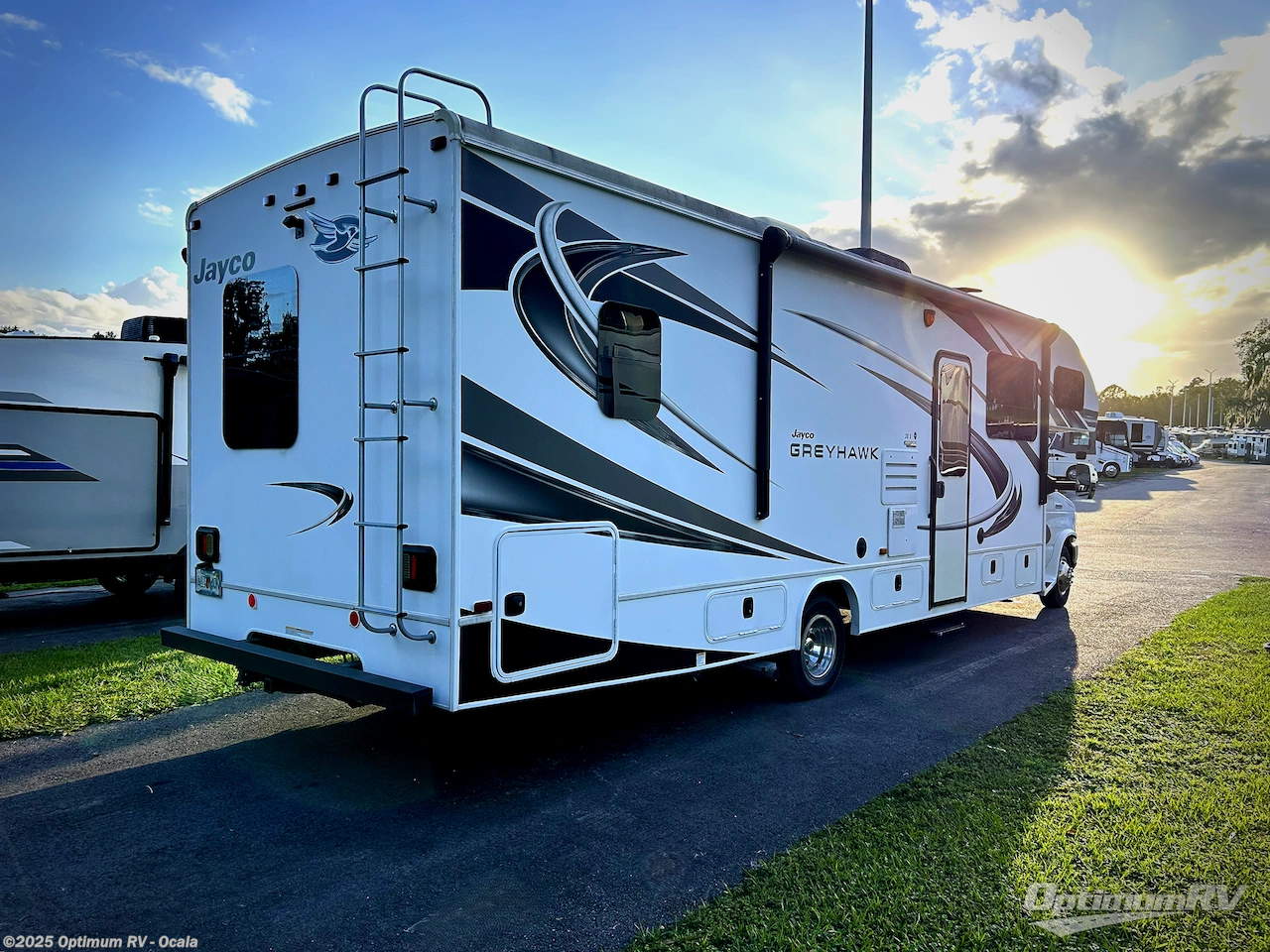 Call now about this 2020 Jayco Greyhawk Prestige 30XP! 2020 Jayco Greyhawk Prestige 30XP - Used Class C For Sale by Optimum RV - Ocala in Ocala, Florida features Slideout, Awning