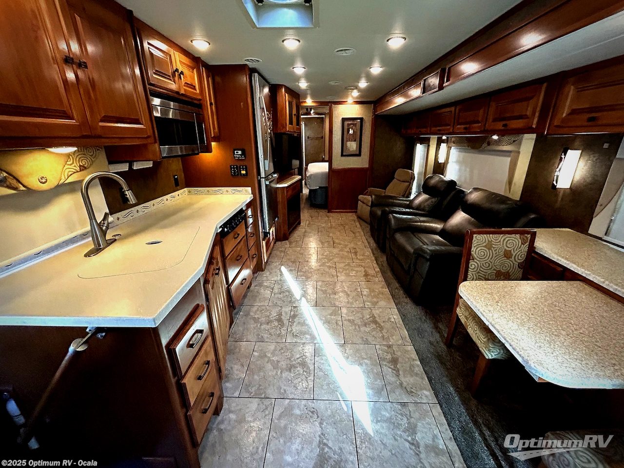 Call now about this 2014 Tiffin Allegro 36 LA! 2014 Tiffin Allegro 36 LA - Used Class A For Sale by Optimum RV - Ocala in Ocala, Florida features Slideout