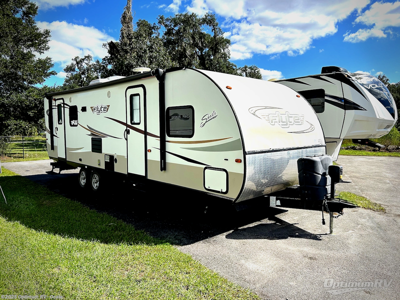 Email now about this 2015 Shasta Flyte 265RL! Used 2015 Shasta Flyte 265RL available in Ocala, Florida