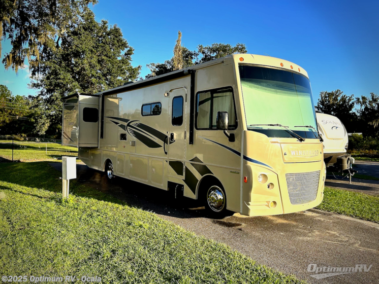 Email now about this 2017 Winnebago Sunstar 32YE! Used 2017 Winnebago Sunstar 32YE available in Ocala, Florida