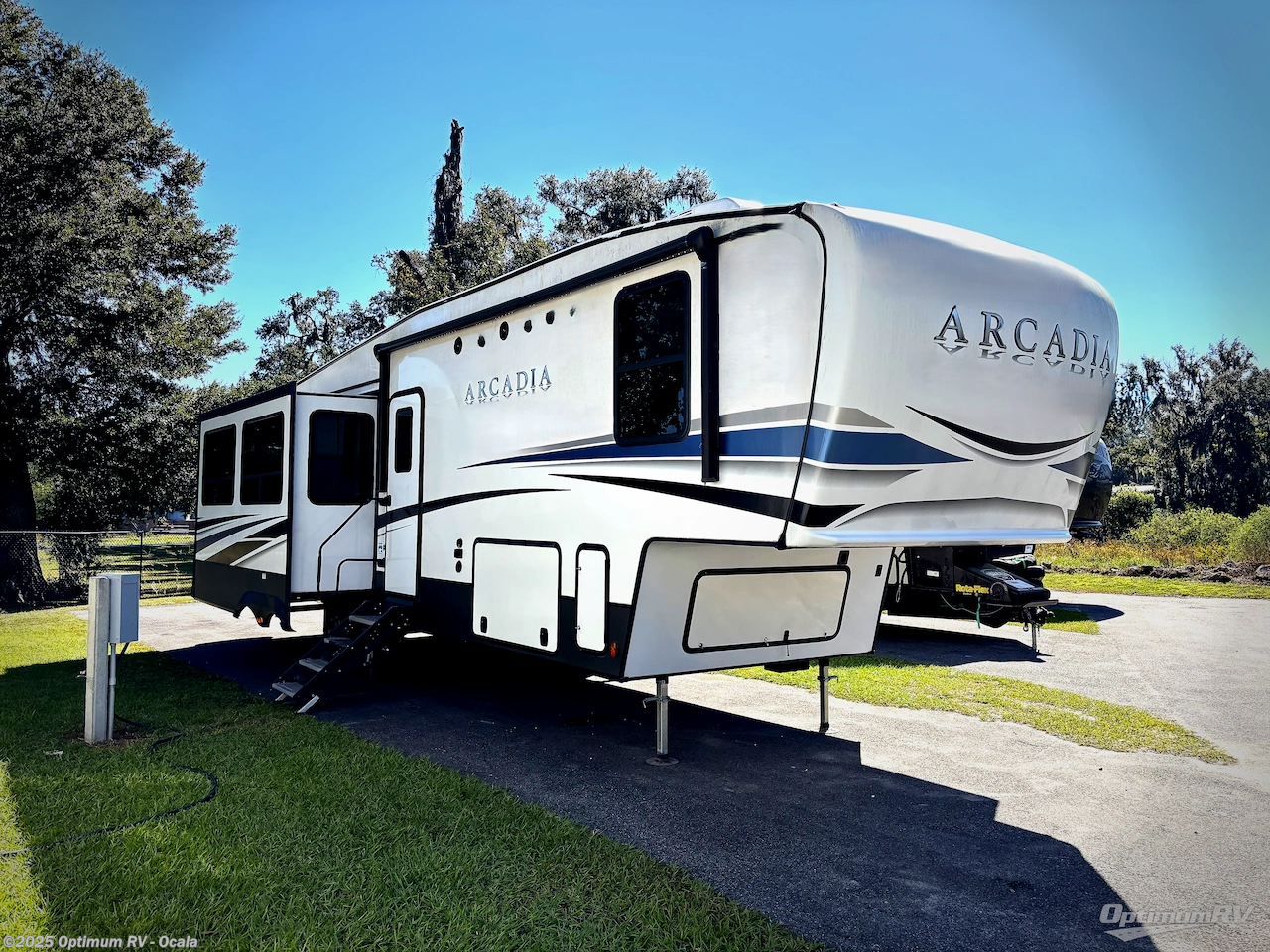 Email now about this 2021 Keystone Arcadia 3660RL! Used 2021 Keystone Arcadia 3660RL available in Ocala, Florida