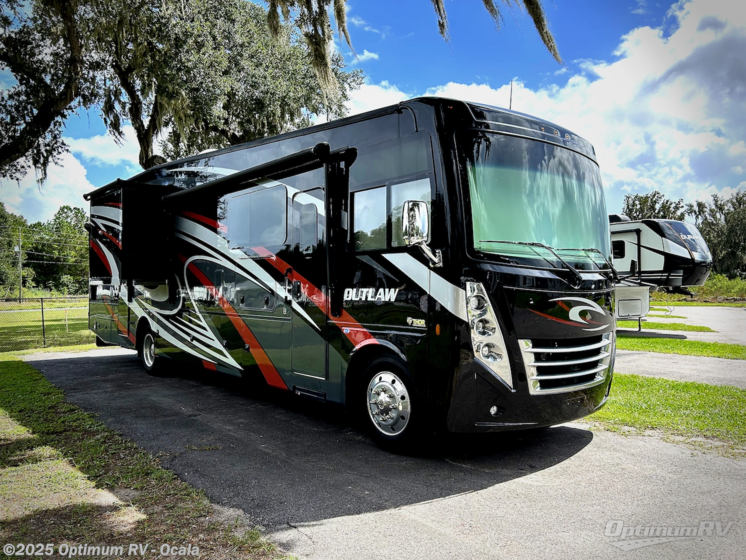 Email now about this 2021 Thor Outlaw 38MB! Used 2021 Thor Outlaw 38MB available in Ocala, Florida