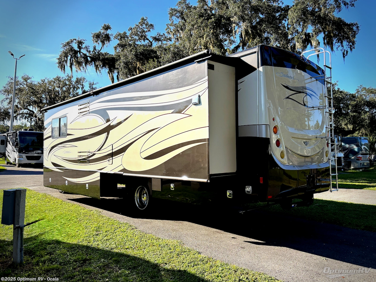 Contact us now about this 2012 Fleetwood Southwind 36S! 2012 Southwind 36S by Fleetwood from Optimum RV - Ocala in Ocala, Florida