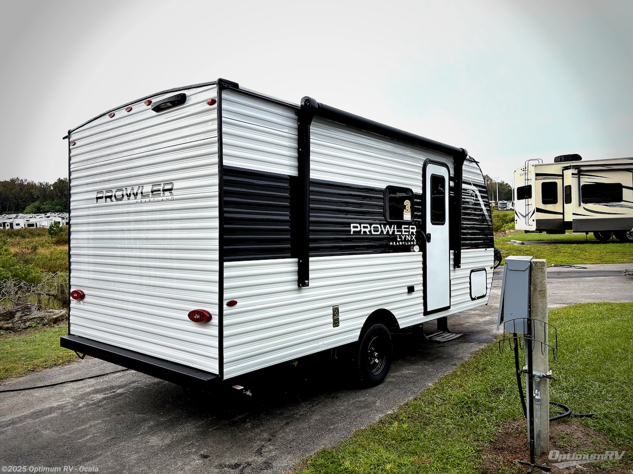 Call now about this 2026 Heartland Prowler 1700BH! 2026 Heartland Prowler 1700BH - New Travel Trailer For Sale by Optimum RV - Ocala in Ocala, Florida features Awning
