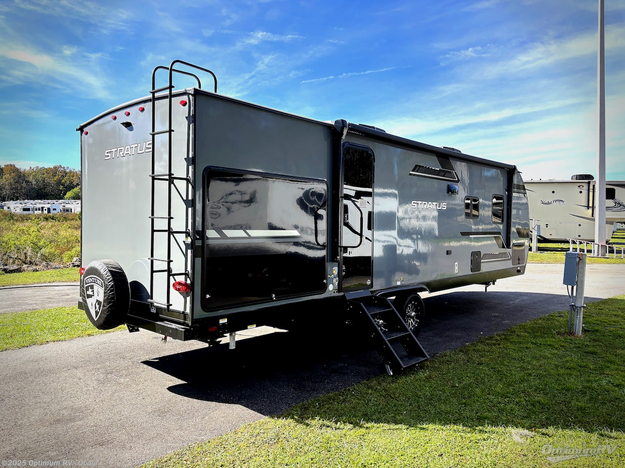 Call now about this 2026 Venture RV Stratus SR261VRB! 2026 Venture RV Stratus SR261VRB - New Travel Trailer For Sale by Optimum RV - Ocala in Ocala, Florida features Awning, Slideout