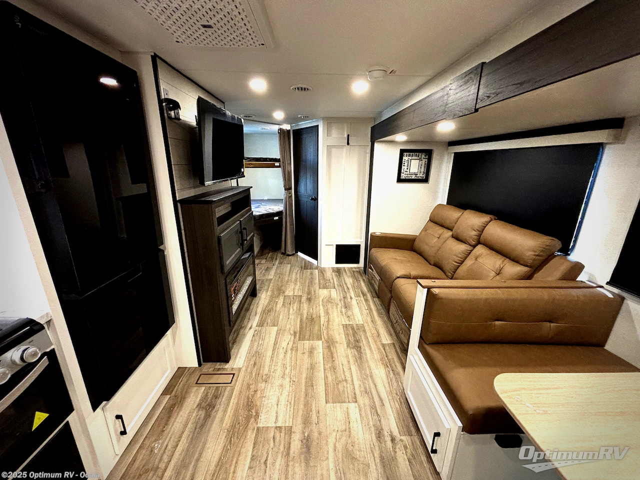 Call now about this 2026 Venture RV Stratus SR281VBH! 2026 Venture RV Stratus SR281VBH - New Travel Trailer For Sale by Optimum RV - Ocala in Ocala, Florida features Slideout, Awning