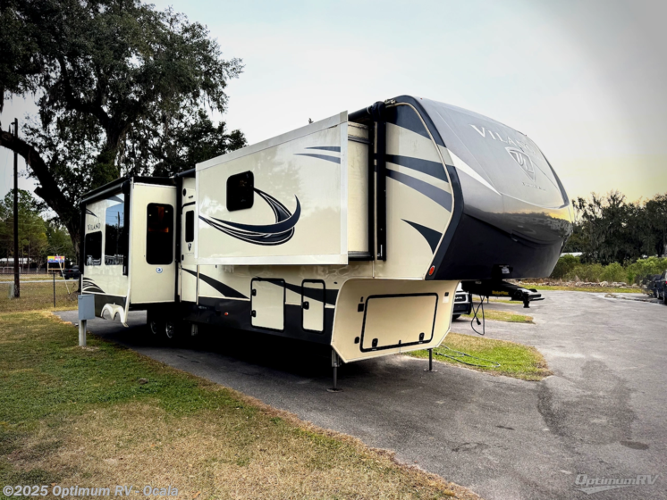 Email now about this 2021 Vanleigh Vilano 369FB! Used 2021 Vanleigh Vilano 369FB available in Ocala, Florida