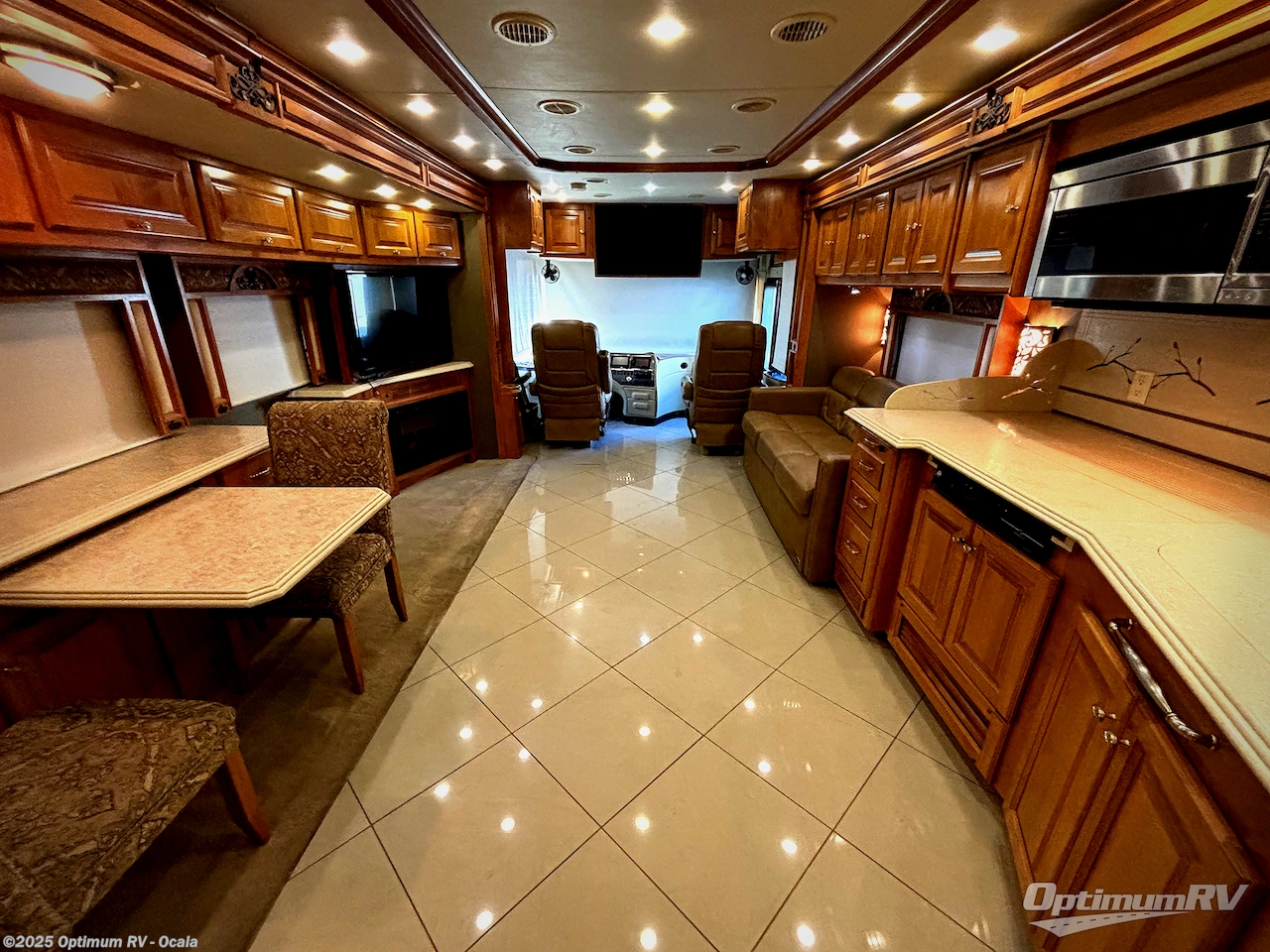 Used 2013 Tiffin Phaeton 40QBH available in Ocala, Florida