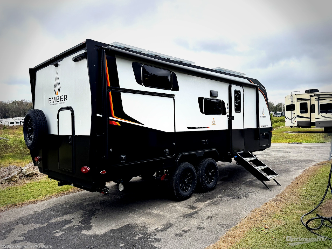 Call now about this 2026 Ember RV Overland Series 221MSL! 2026 Ember RV Overland Series 221MSL - New Travel Trailer For Sale by Optimum RV - Ocala in Ocala, Florida features Awning, Slideout