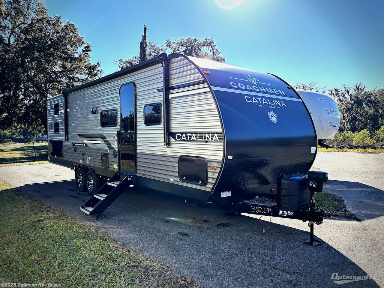 Email now about this 2026 Coachmen Catalina Legacy Edition 293QBCK! New 2026 Coachmen Catalina Legacy Edition 293QBCK available in Ocala, Florida
