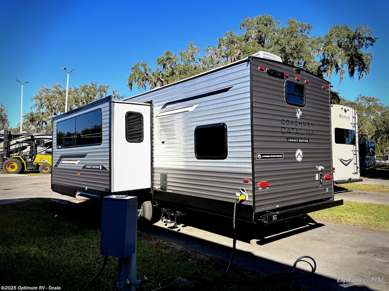 Contact us now about this 2026 Coachmen Catalina Legacy Edition 293QBCK! 2026 Catalina Legacy Edition 293QBCK by Coachmen from Optimum RV - Ocala in Ocala, Florida