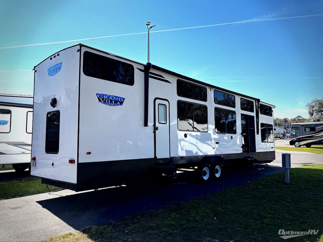 Call now about this 2023 Forest River Salem Grand Villa 42VIEW! 2023 Forest River Salem Grand Villa 42VIEW - Used Destination Trailer For Sale by Optimum RV - Ocala in Ocala, Florida features Awning, Slideout