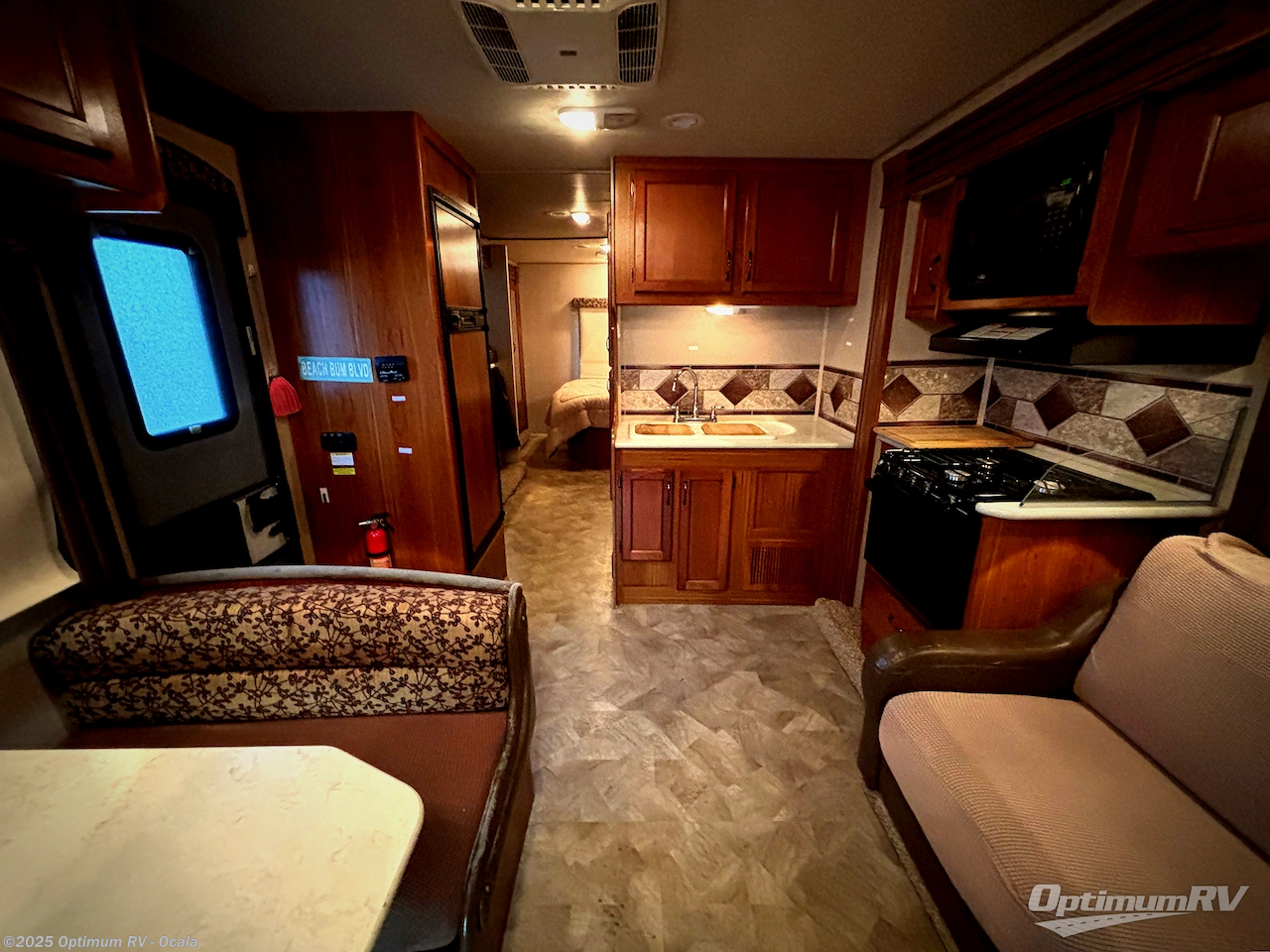 Contact us now about this 2016 Jayco Redhawk 31XL! 2016 Redhawk 31XL by Jayco from Optimum RV - Ocala in Ocala, Florida