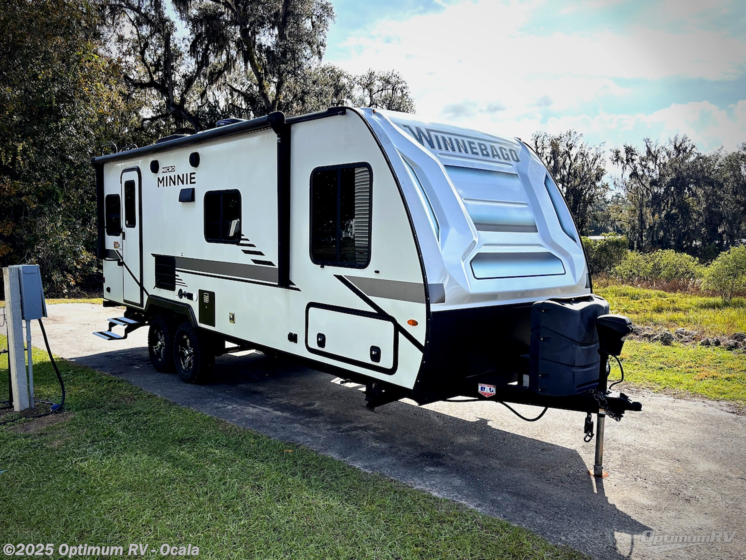 Email now about this 2022 Winnebago Micro Minnie 2225RL! Used 2022 Winnebago Micro Minnie 2225RL available in Ocala, Florida