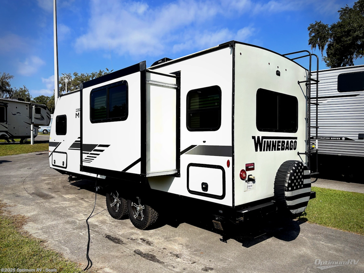 Contact us now about this 2022 Winnebago Micro Minnie 2225RL! 2022 Micro Minnie 2225RL by Winnebago from Optimum RV - Ocala in Ocala, Florida
