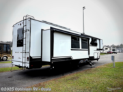 Call now about this 2026 East to West Ahara 395FB! 2026 East to West Ahara 395FB - New Fifth Wheel For Sale by Optimum RV - Ocala in Ocala, Florida features Slideout, Awning