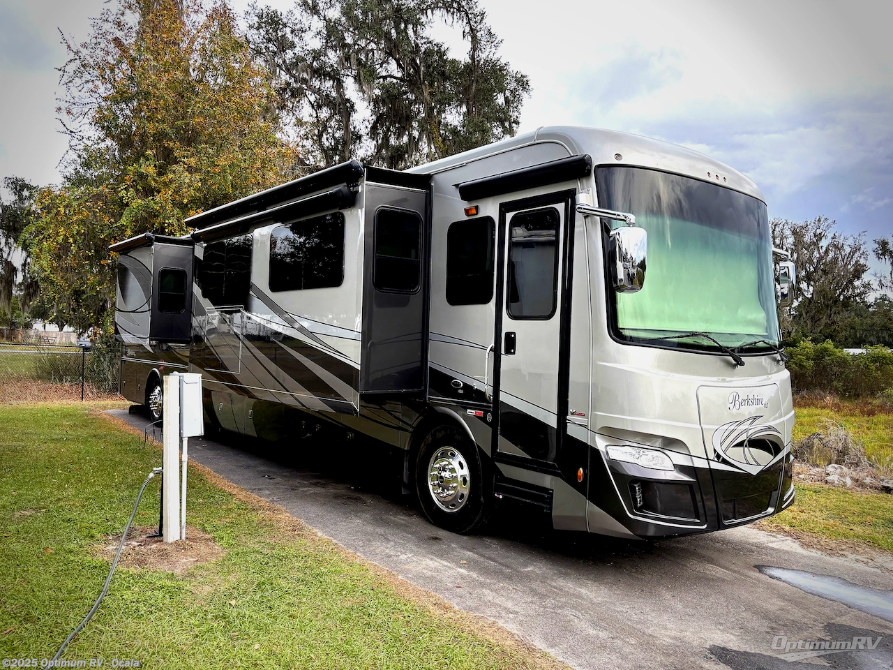 Email now about this 2019 Forest River Berkshire XLT 45A! Used 2019 Forest River Berkshire XLT 45A available in Ocala, Florida
