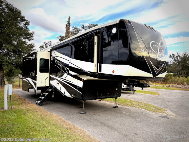 Email now about this 2019 DRV Mobile Suites 36RSSB3! Used 2019 DRV Mobile Suites 36RSSB3 available in Ocala, Florida