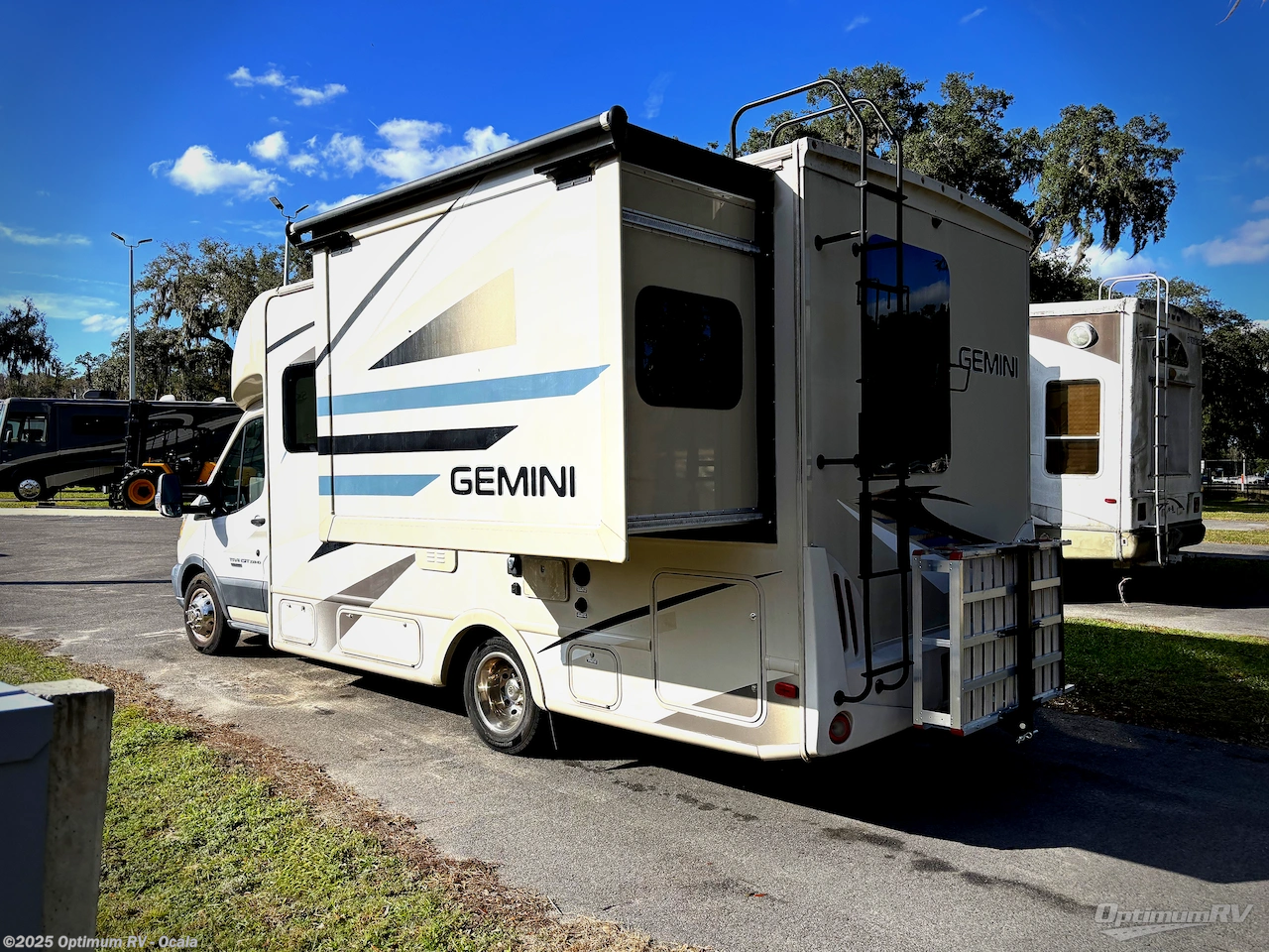 Contact us now about this 2016 Thor Gemini 23TR! 2016 Gemini 23TR by Thor from Optimum RV - Ocala in Ocala, Florida