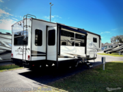 Call now about this 2023 East to West Ahara 365RL! 2023 East to West Ahara 365RL - Used Fifth Wheel For Sale by Optimum RV - Ocala in Ocala, Florida features Slideout, Awning