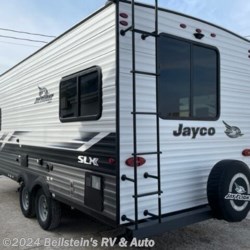 2022 Jayco Jay Flight SLX 212QB  - Travel Trailer New  in Palmyra MO For Sale by Beilstein's RV & Auto call 800-748-7173 today for more info.