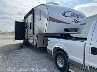 Used 2017 Keystone Cougar XLite 28SGS For Sale by Beilstein's RV & Auto available in Palmyra, Missouri