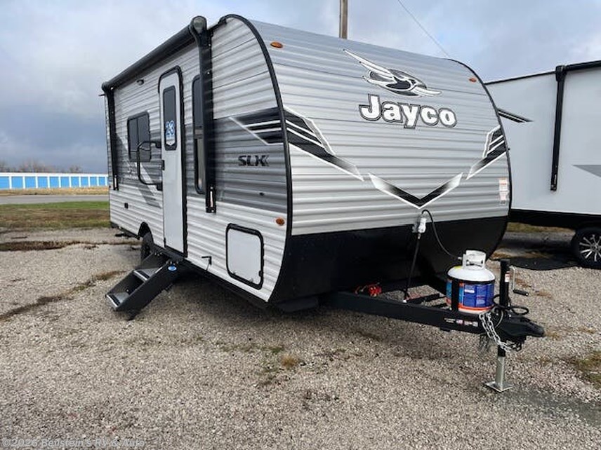 New 2026 Jayco Jay Flight SLX 170FQW available in Palmyra, Missouri