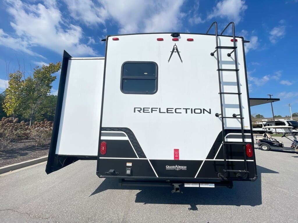New 2026 Grand Design Reflection 100 Series 32BH available in Indianapolis, Indiana