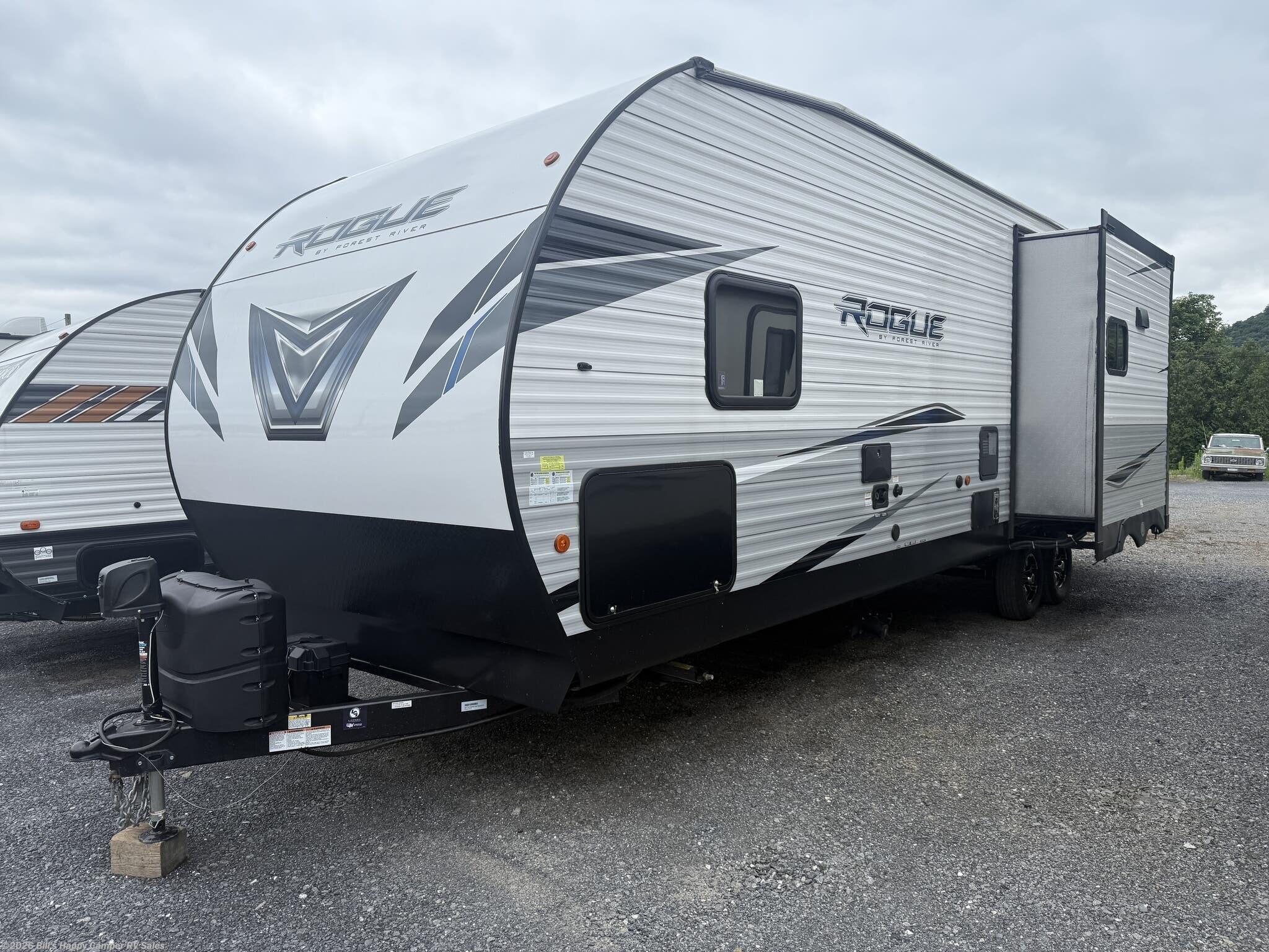 Used 2021 Forest River Vengeance Rogue 26V available in Mill Hall, Pennsylvania