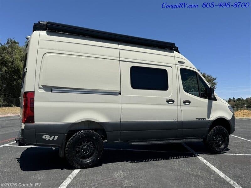 New 2025 Tiffin GH1 available in Thousand Oaks, California