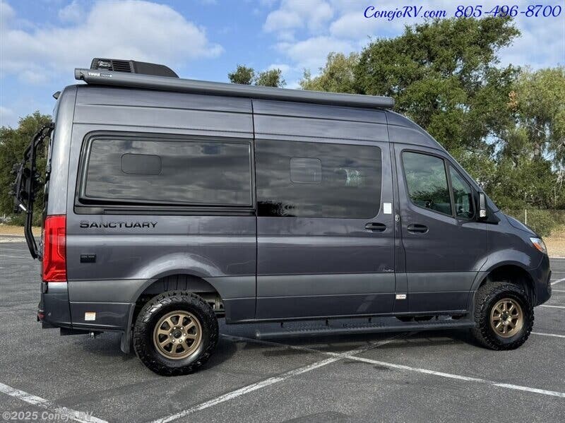 Used 2022 Thor Sanctuary 19L available in Thousand Oaks, California