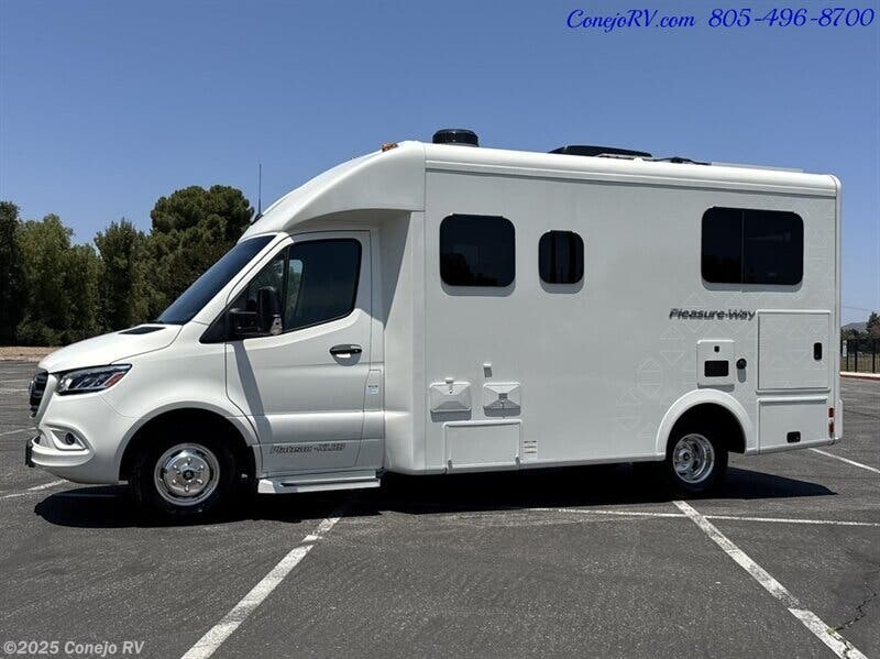 Email now about this 2026 Pleasure-Way Plateau XLRB ! New 2026 Pleasure-Way Plateau XLRB available in Thousand Oaks, California