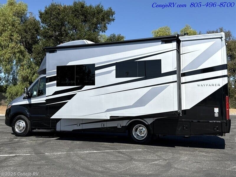Call now about this 2026 Tiffin Wayfarer 25XRW! 2026 Tiffin Wayfarer 25XRW - New Class C For Sale by Conejo RV in Thousand Oaks, California