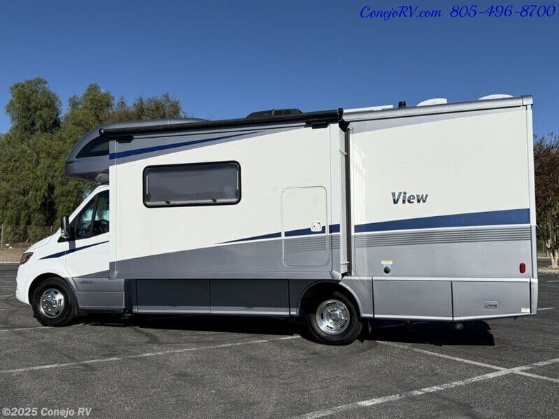 Call now about this 2022 Winnebago View 24J! 2022 Winnebago View 24J - Used Class C For Sale by Conejo RV in Thousand Oaks, California