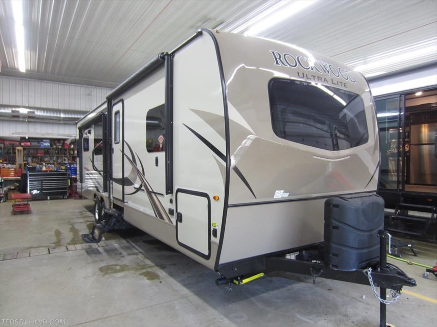 2018 Forest River Rockwood Ultra Lite 2906WS 2018 Forest River Rockwood Ultra Lite 2906WS