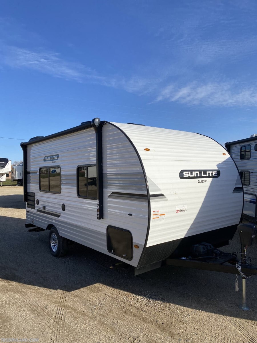 2022 Sunset Park RV Sun Lite 18RD 2022 Sunset Park RV Sun Lite 18RD
