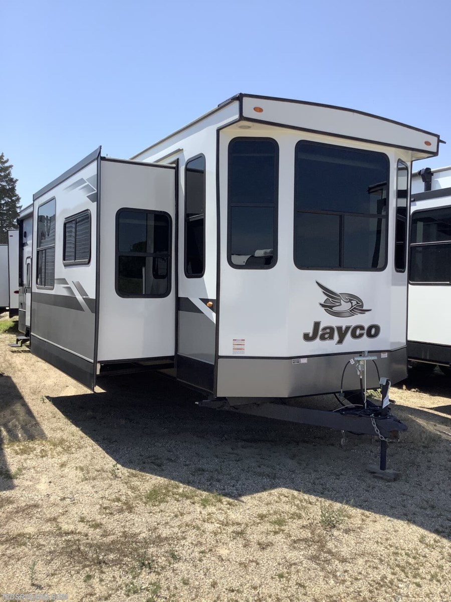 2022 Jayco Jay Flight Bungalow 40LOFT 2022 Jayco Jay Flight Bungalow 40LOFT